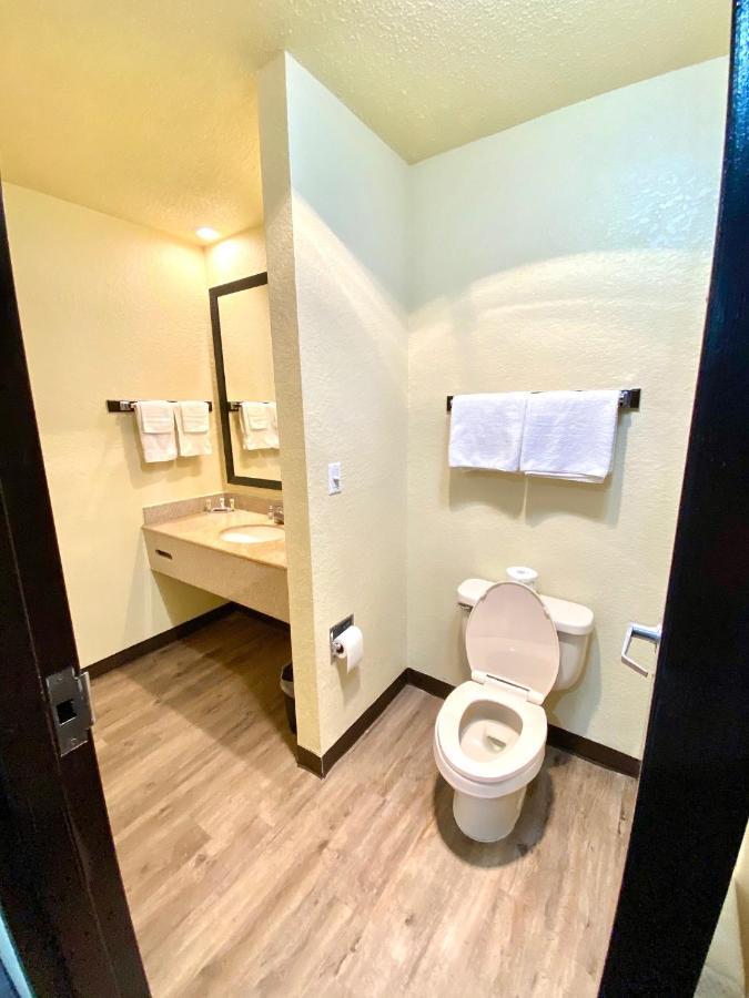 Travelers Inn Elizabeth City Eksteriør bilde